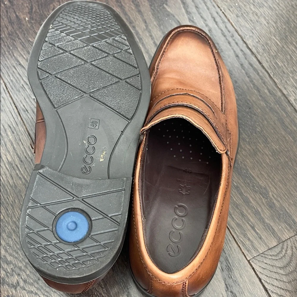 Ecco Tan Leather Penny Loafers